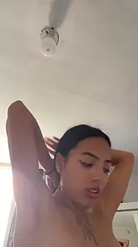 sylphiee  online show from April 25, 8:17 pm