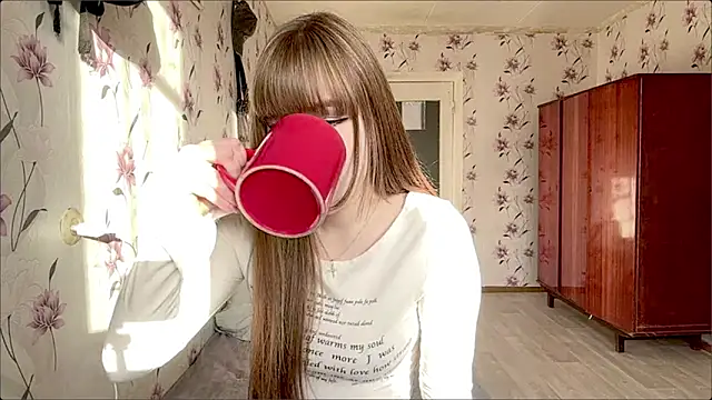 AnnaWasp online show from April 15, 4:46 am