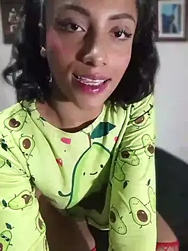 KattyBerryX online show from April 24, 9:28 pm