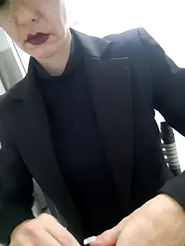 pimentinha02 online show from April 21, 2:26 am