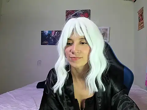 EvelinSerrato444 online show from April 19, 2:55 am