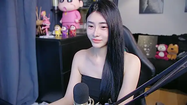 XiaoYuBao- online show from April 6, 2:22 am