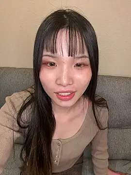 una2001 online show from March 13, 2:40 pm