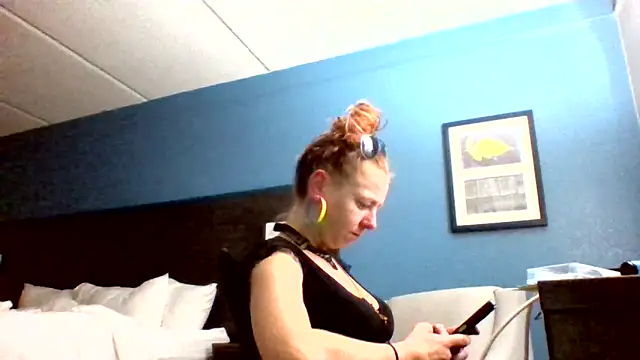 Ambionce online show from April 18, 2:25 am