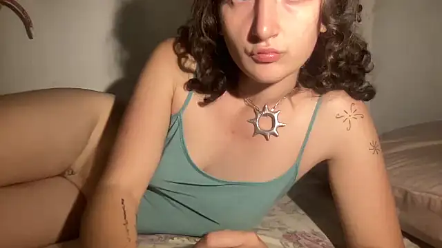 antoniettamaria online show from May 11, 4:04 pm