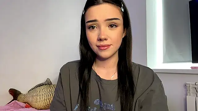 BeckyAurielle online show from June 16, 2:07 pm