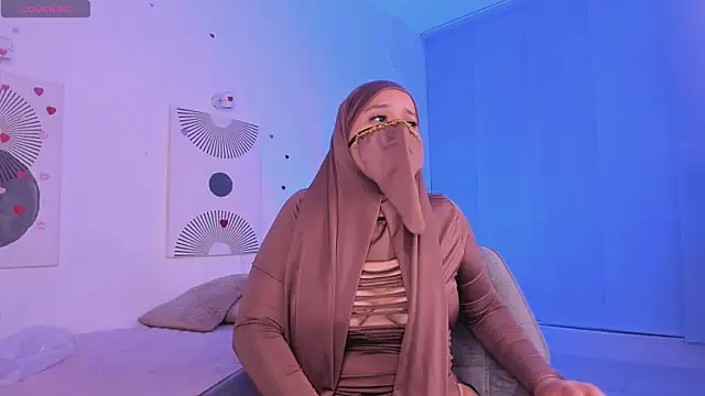 Aminaa Kaarim online show from July 30, 3:07 am