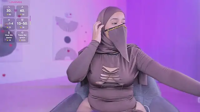 Aminaa Kaarim online show from July 22, 2:34 am