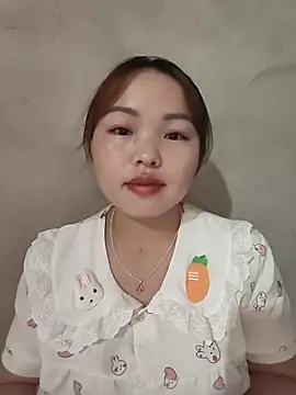 Mina xYx online show from June 25, 10:30 am