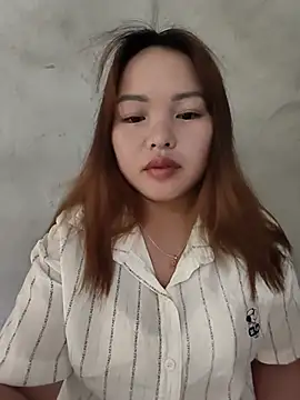 Mina xYx online show from July 9, 9:00 am