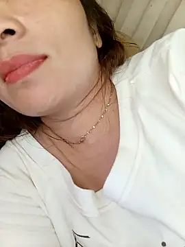 Sury sexyy online show from May 20, 9:39 am