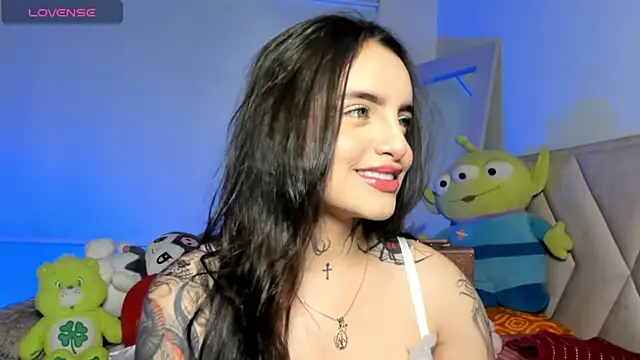 angelinesmith  online show from July 11, 1:49 am