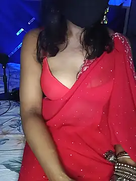 mayakapoor880 online show from May 28, 3:54 pm
