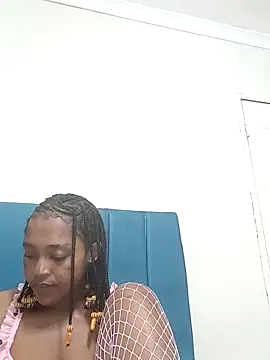 GoodinbedAfrican4 online show from May 4, 11:29 pm