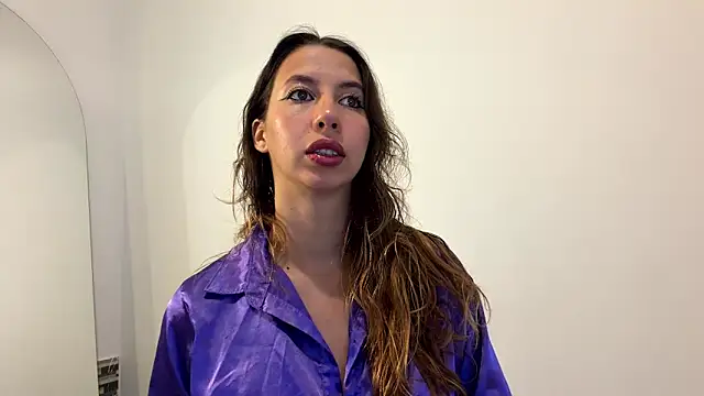 Julieta Jol online show from June 12, 1:41 pm