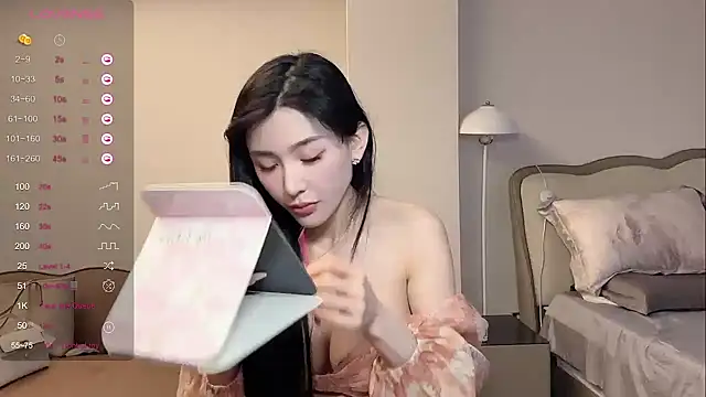 kiki-12 online show from May 29, 8:01 am