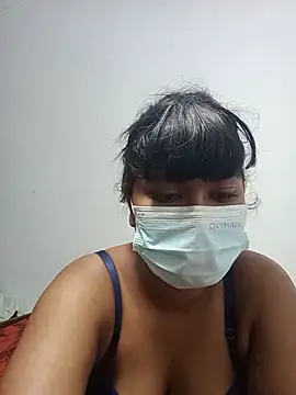 honeyi babe online show from June 13, 6:38 pm