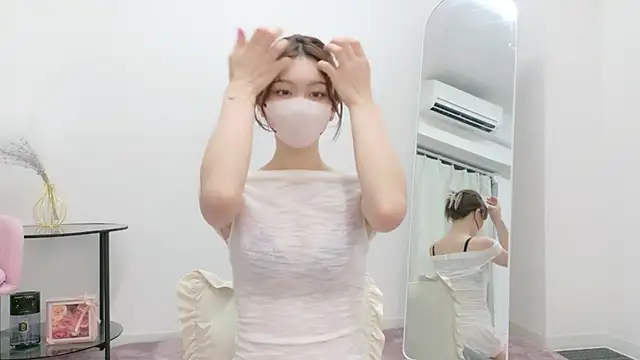 riminachan  online show from August 6, 4:14 pm