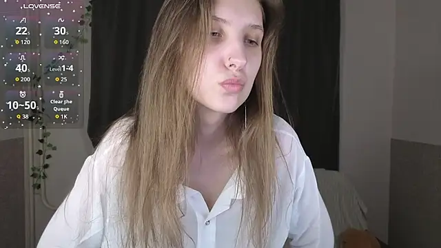 Emily Nelsonn online show from June 7, 6:37 pm