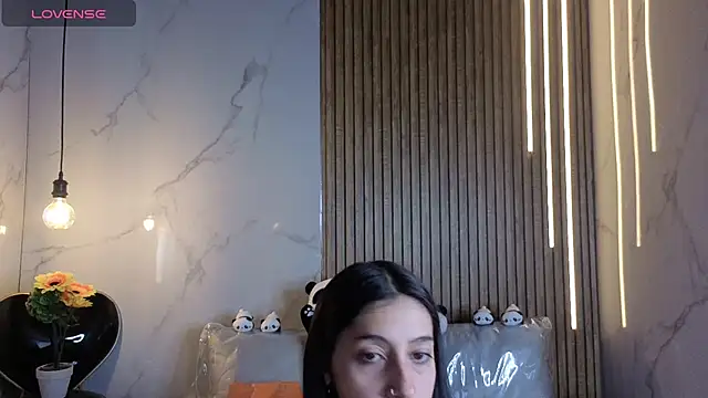 Melannyy V online show from June 23, 7:12 pm