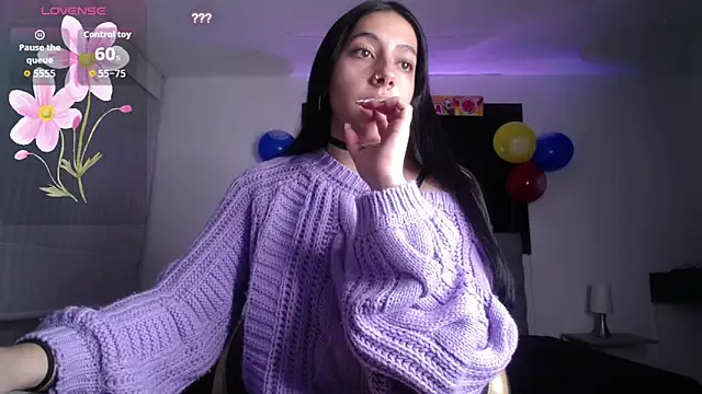 Melannyy V online show from June 21, 1:48 pm