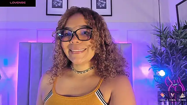 DakotaHarrison online show from May 11, 11:56 am