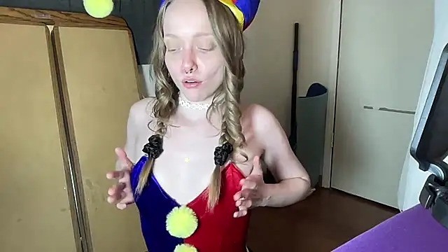 ElfGirlAna online show from May 13, 4:24 pm