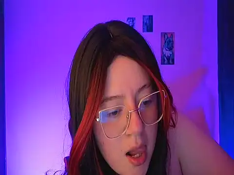 Gigi hart7 online show from April 14, 2:44 am