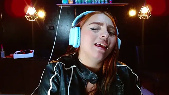 Miley Clarck online show from May 11, 12:40 pm