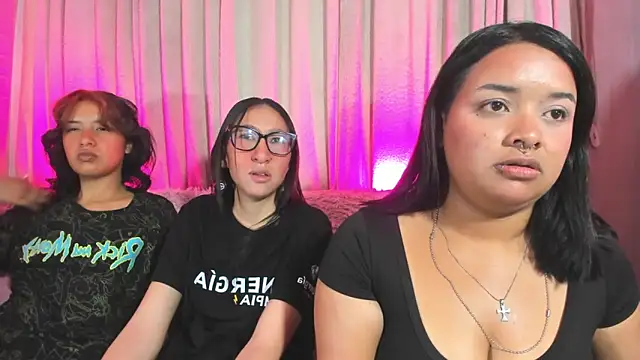 SofiiaCutee online show from June 21, 3:54 am