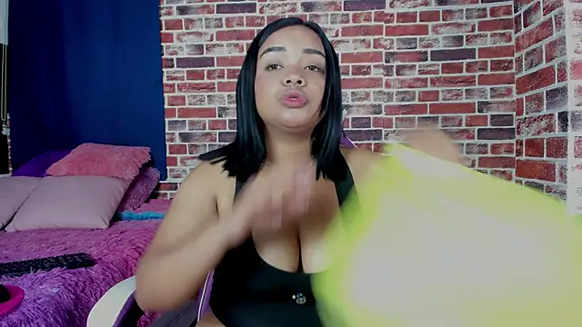SofiiaCutee online show from April 25, 3:20 am