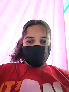 REENA-STRIP online show from May 10, 7:32 am