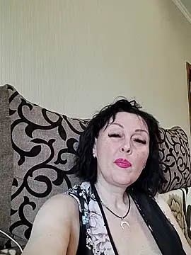 HelgaDennis online show from May 11, 4:04 pm