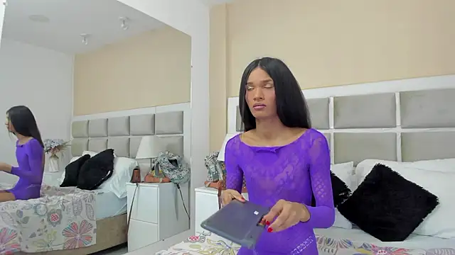 Ivonnie Clause  online show from March 21, 8:36 pm