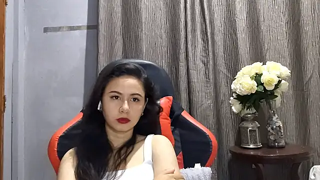 SeleneChiang online show from March 23, 11:38 am