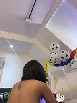 VanesaValet online show from June 26, 7:15 pm