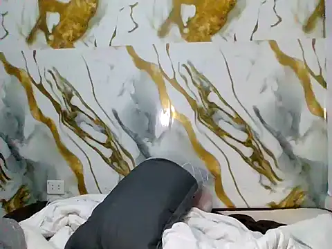 deseyy online show from June 2, 7:59 pm