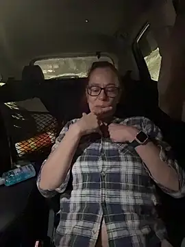 SweetLacy online show from March 25, 5:44 am