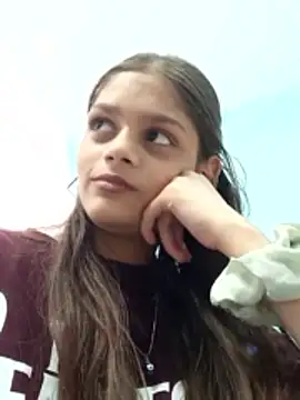 D   Pyl    online show from March 25, 7:00 am