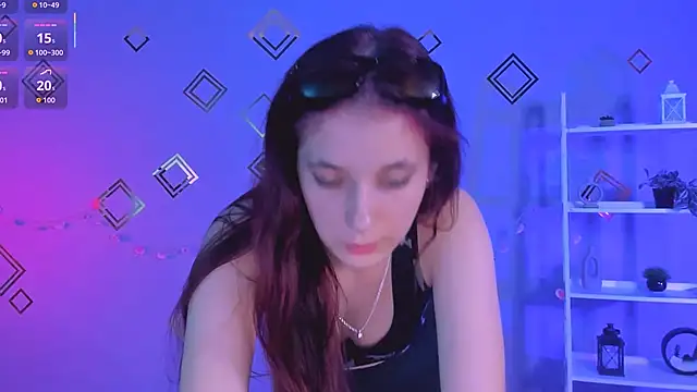 nami glow online show from June 3, 8:03 pm