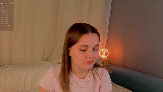 LorriMonz online show from June 17, 1:51 am