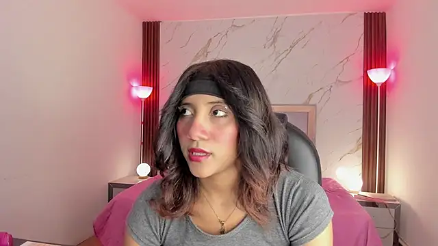 EsperanzaMora online show from May 15, 5:16 pm