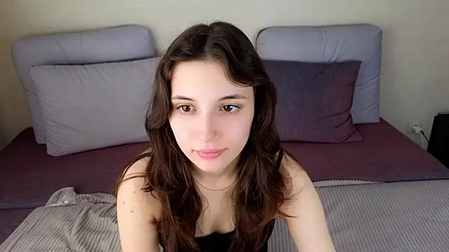 Annette ethereal online show from May 11, 11:23 am
