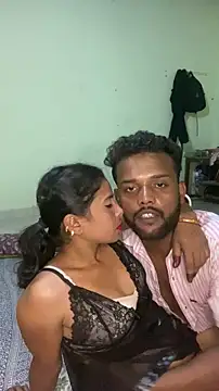 hornysofiya online show from April 12, 5:27 pm