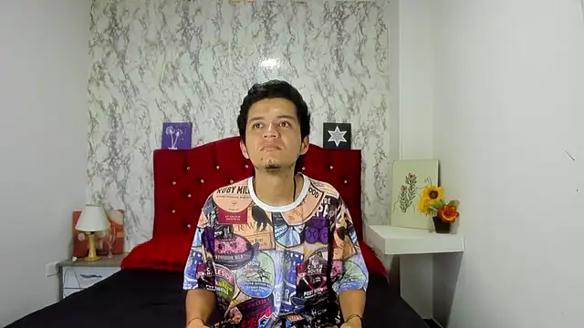 Alejandra and James  online show from May 4, 11:36 am