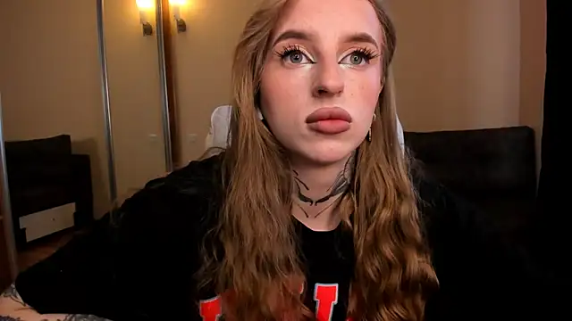 harley kimm online show from April 19, 5:18 am