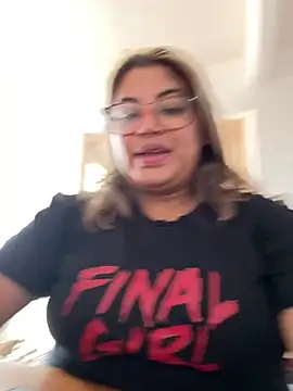 C1N09 online show from May 14, 3:29 pm
