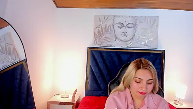 Catalina Osorio online show from April 15, 12:49 pm