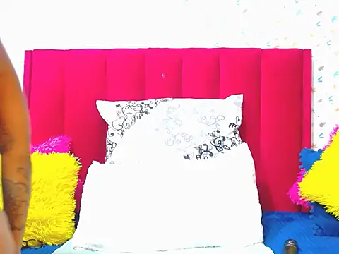 Cherrybootyofjoy86 online show from June 28, 6:09 am