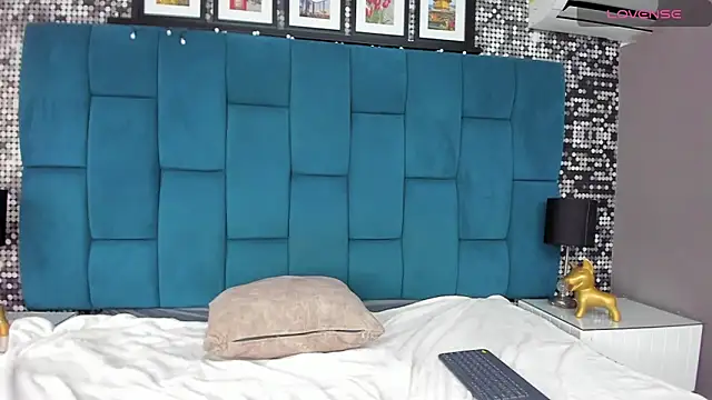 izumi mei online show from April 24, 2:47 am